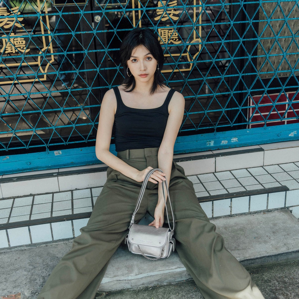 Samuel Ashley - Moona Leather Camera Bag in silver