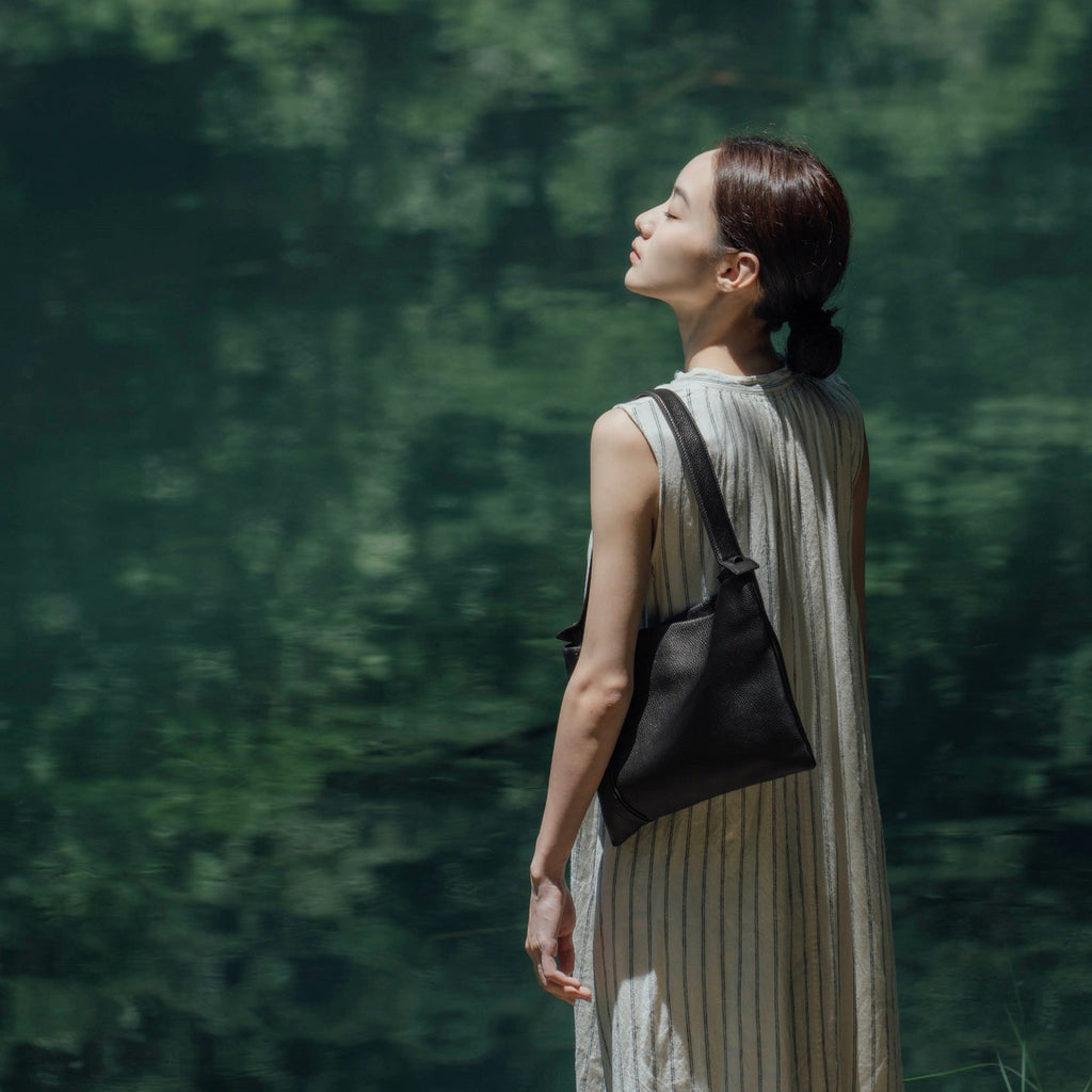 Samuel Ashley - Jemma Leather Shoulder Bag in black